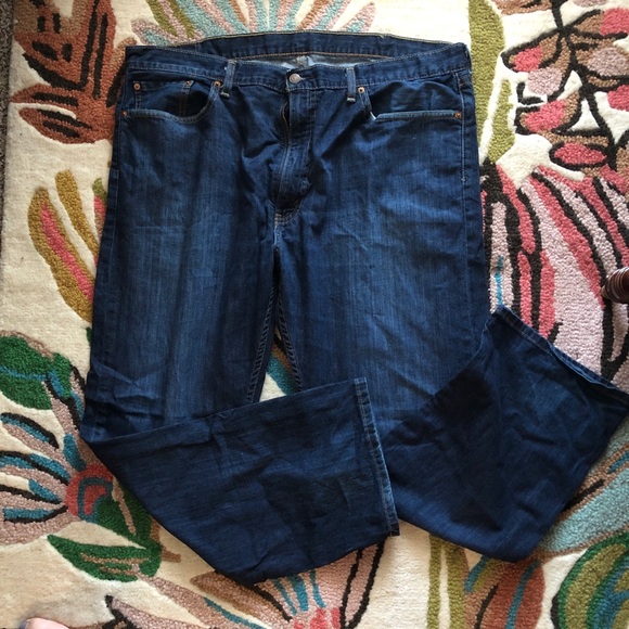 levis in select citywalk